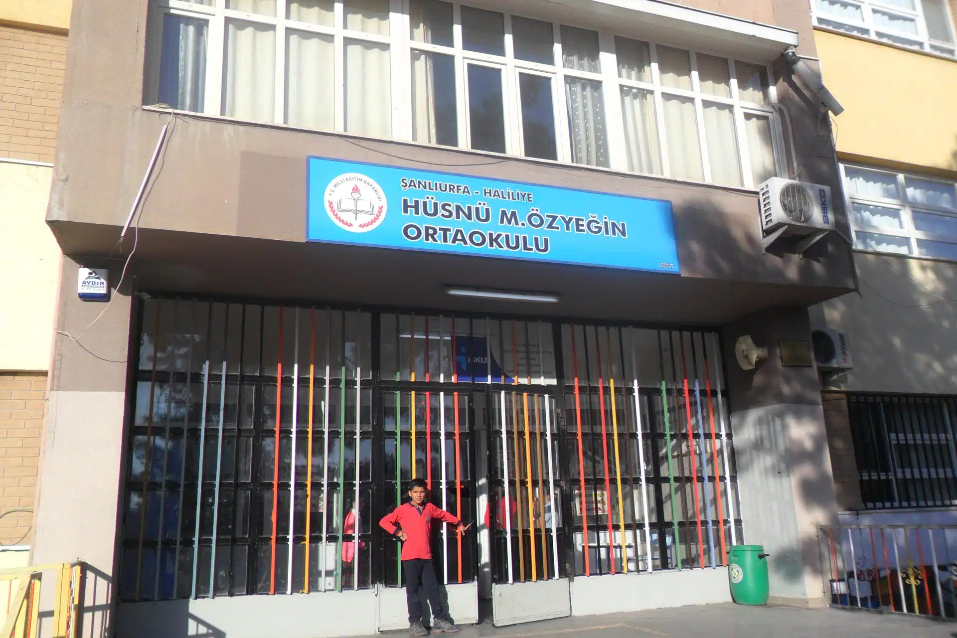 ŞANLIURFA – Hüsnü M. Özyeğin Ortaokulu