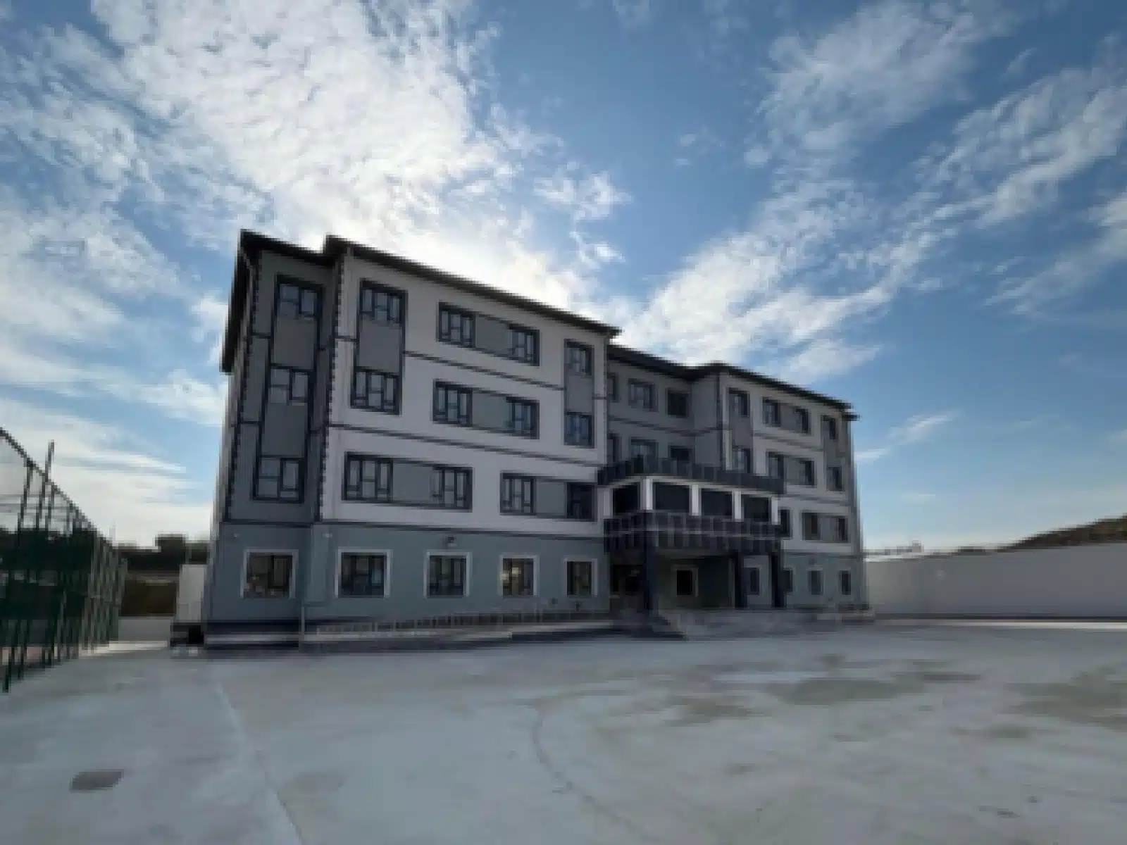 HATAY / ANTAKYA – Hüsnü Özyeğin Anadolu Lisesi