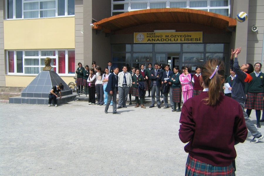 Kars-Hüsnü-M.-Özyeğin-Anadolu-Lisesi-900x600 Kars-Hüsnü-M.-Özyeğin-Anadolu-Lisesi-900x600